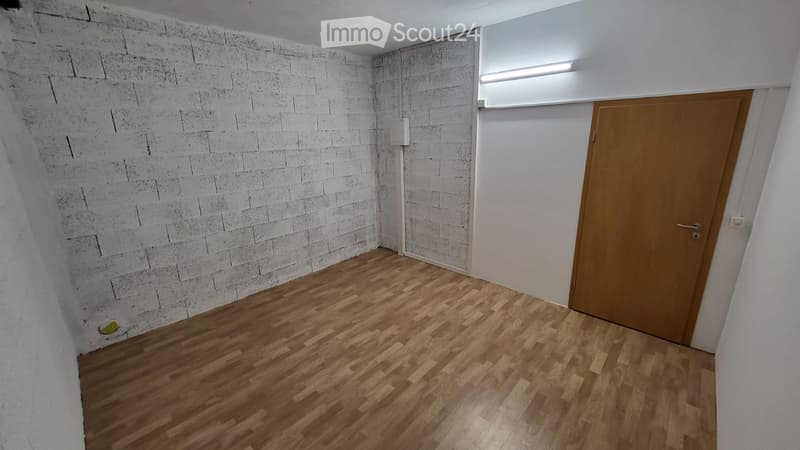 Reprise de bail Local de stockage 14,5m2 Villeneuve (1)