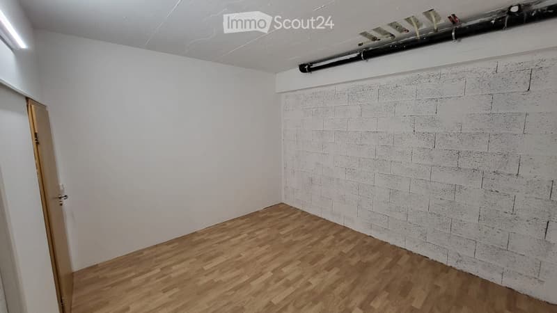 Reprise de bail Local de stockage 14,5m2 Villeneuve (2)