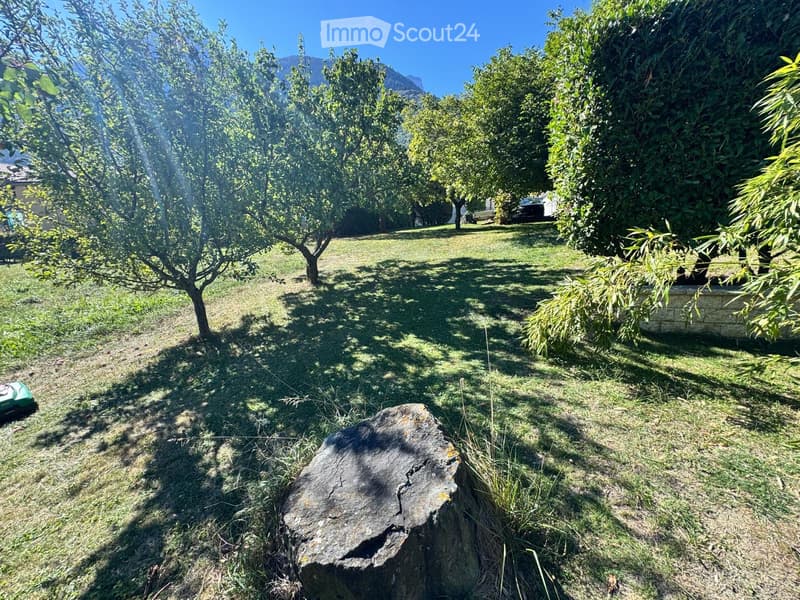 Villa mitoyenne 4,5 p. avec grand jardin à louer à Evionnaz (3)