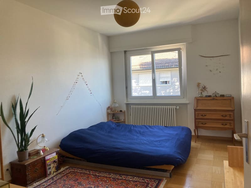 Grand appartement à louer à Chailly (5)