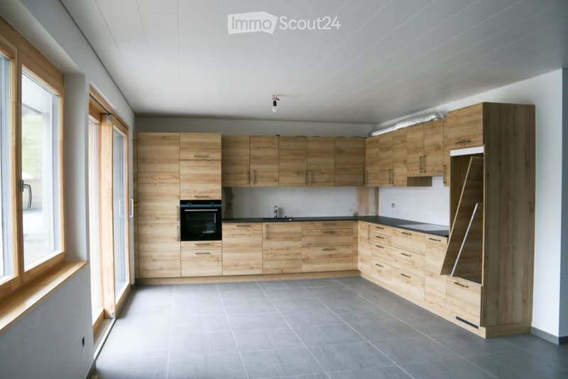 Appartement de 2.5 pièces ( 82 m2 ) Rez-de-chaussée (1)