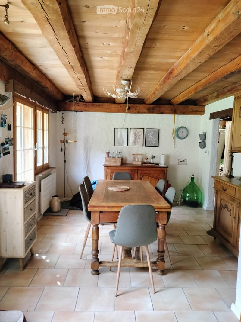 Charmant appartement en duplex à louer (2)