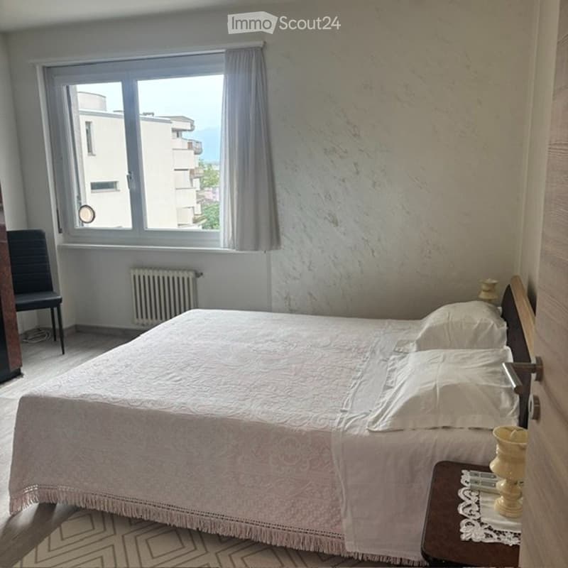 Appartamento 2.5 locali con piscina / Tel. 078 719 49 85 (5)