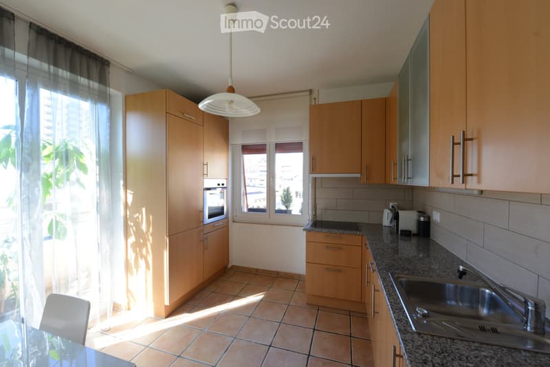 Appartement avec vue au 2ème étage (2)