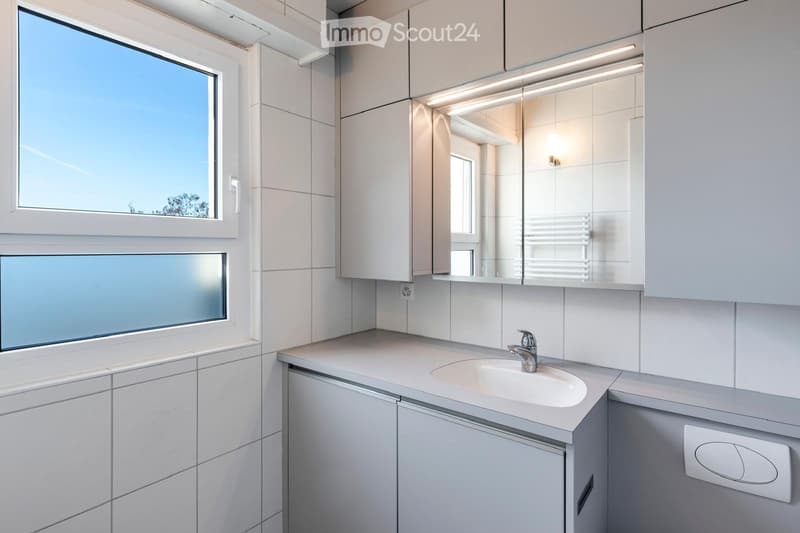 Appartement de 3,5 pièces rénové à Lutry (1)
