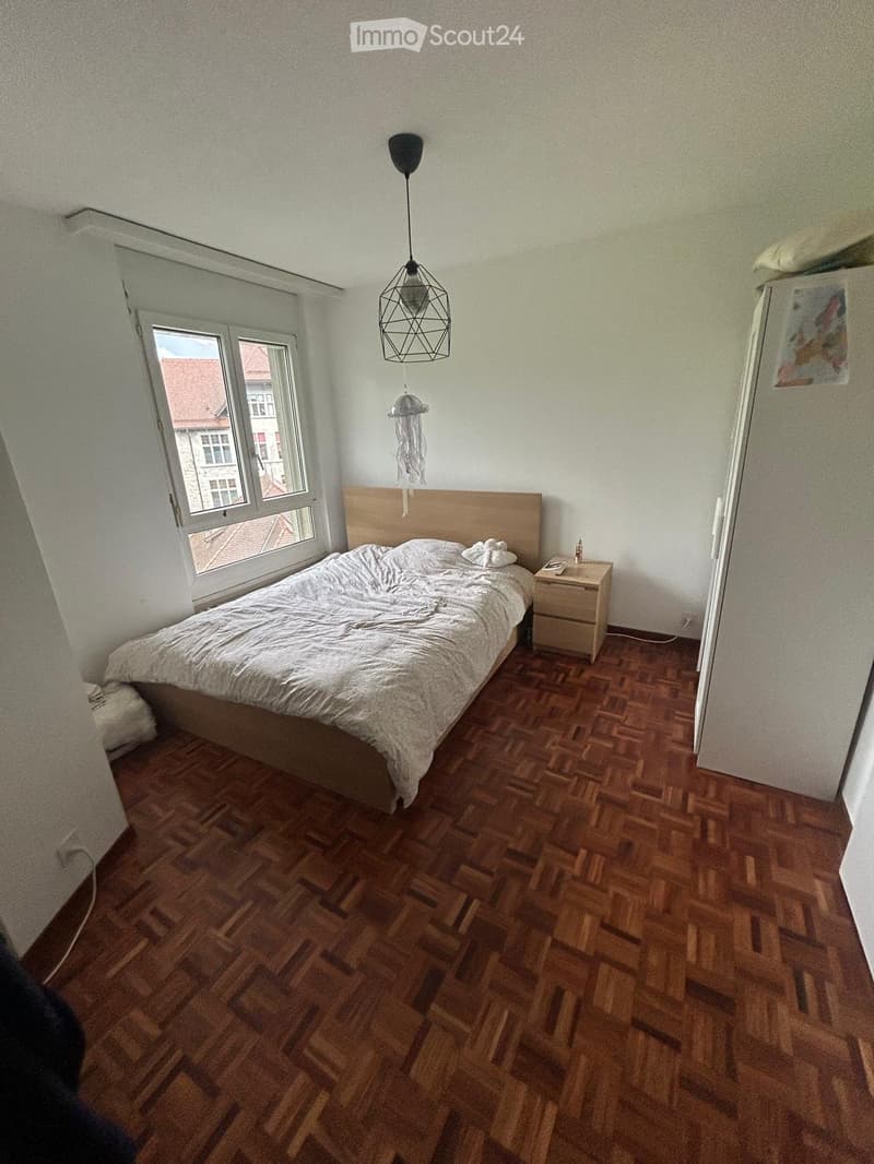 Chambre meublée avec salle de bain privative Vevey centre (1)