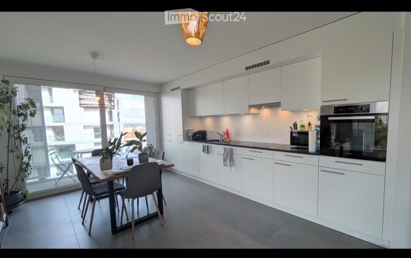 Bel appartement de 3,5 pièces à Fribourg (2)