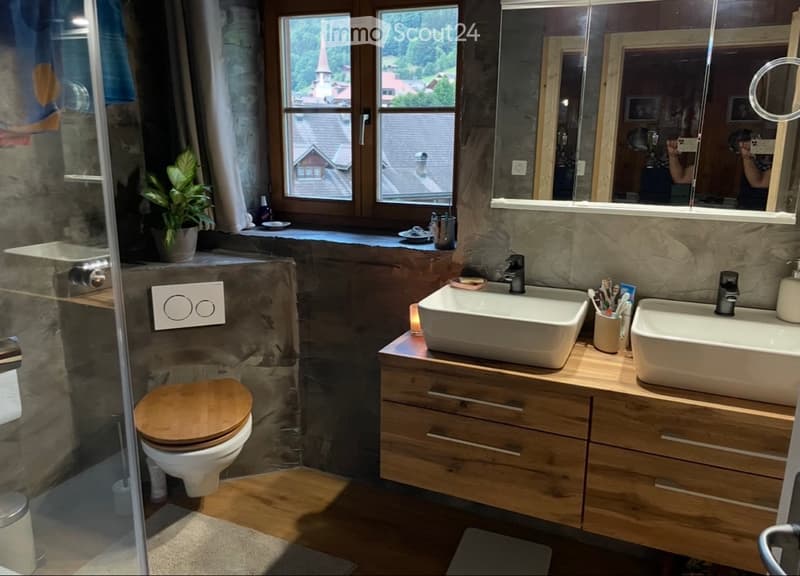 7.5 Zi. Wohnung in Jaun- Appartement de 7.5 pi. à Jaun (4)