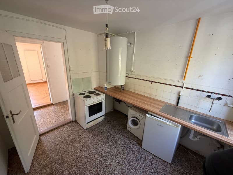 Helle 3.5-Zimmer-Wohnung mit Balkon in Biel (2)
