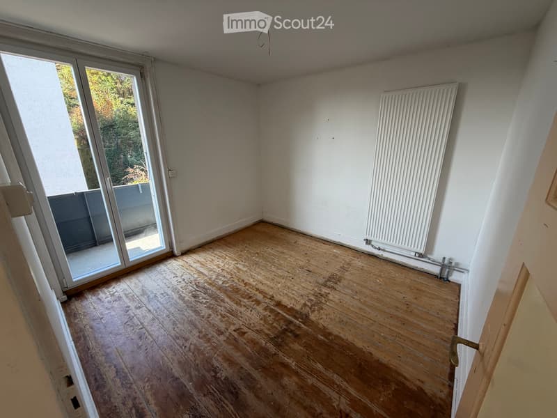 Helle 3.5-Zimmer-Wohnung mit Balkon in Biel (4)