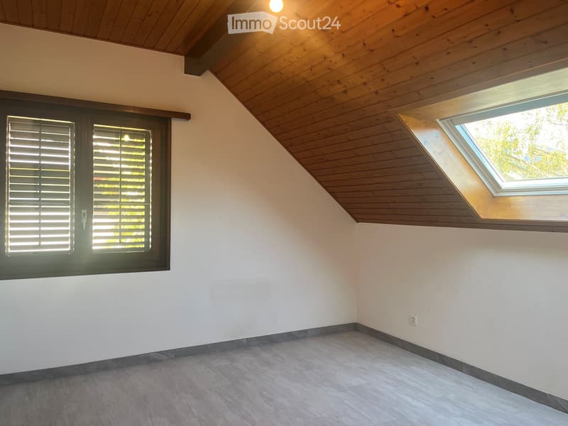 Charmant appartement en attique de 4.5 pièces à Gland (3)