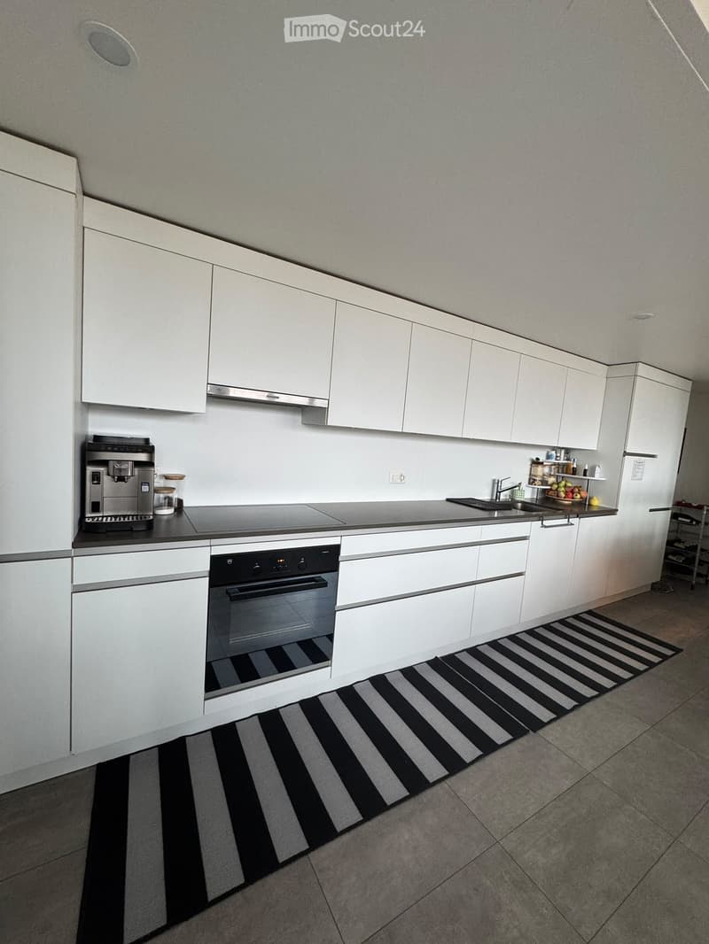Jolie app. en duplex au centre d'Echallens avec balcon (2)