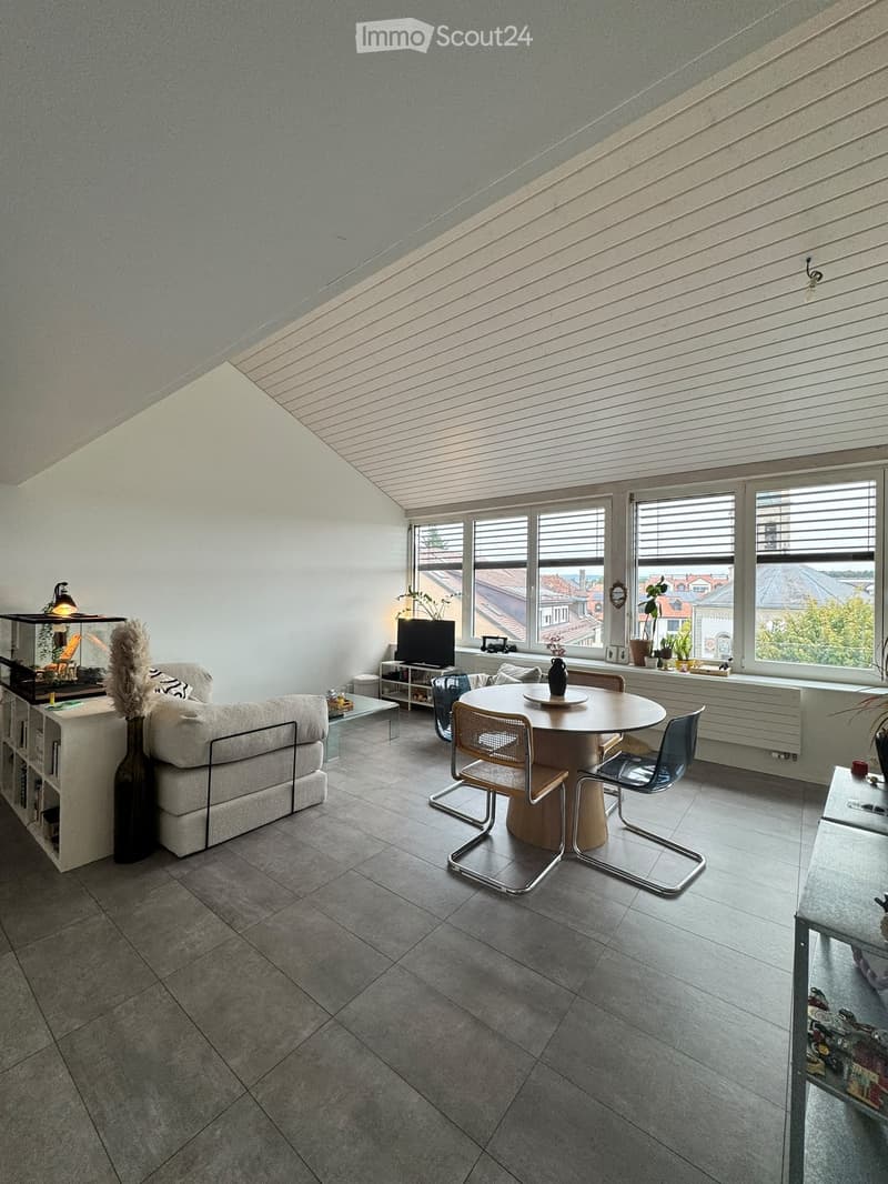 Jolie app. en duplex au centre d'Echallens avec balcon (1)