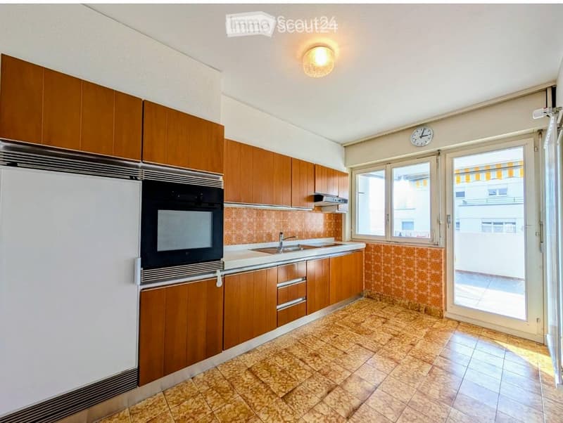Charmant appartement de 2.5 pièces de 61 m2, Fribourg (2)