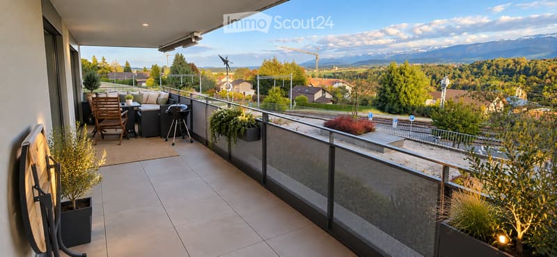 Spacieux 4.5 pièces à Neyruz - Vue magnifique & gare à 30Sec (3)