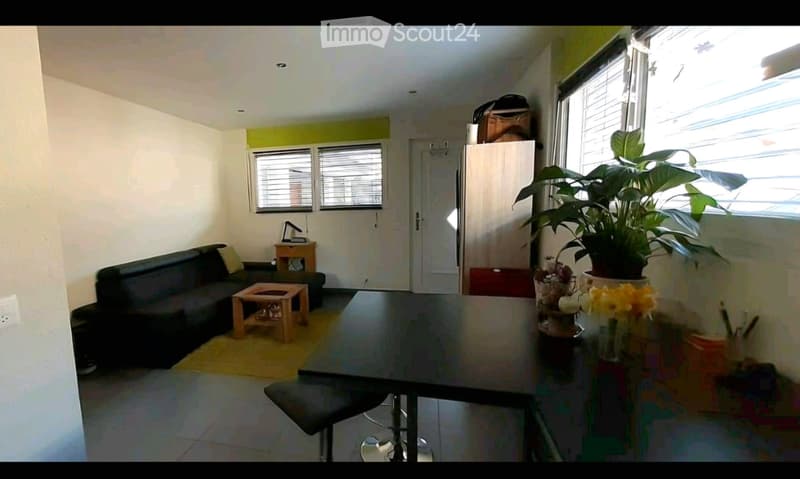 Studio à louer (2)