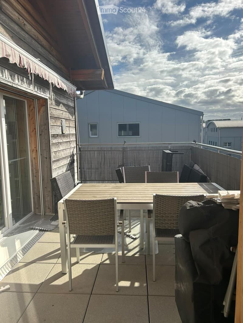 À LOUER MAGNIFIQUE DUPLEX DE 7 PIÈCES À PAMPIGNY (VD) (5)