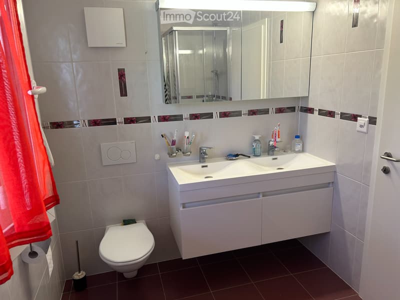 Appartement 3,5 pièces à Concise, place de park et cave. (5)