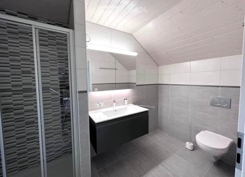 DUPLEX MODERNE DE 3.5 PIÈCES AVEC VUE SUR LES MONTAGNES (8)