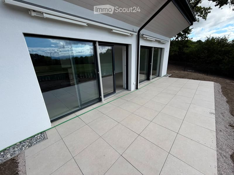 A louer - Villa familiale neuve avec terrasse et jardin (5)