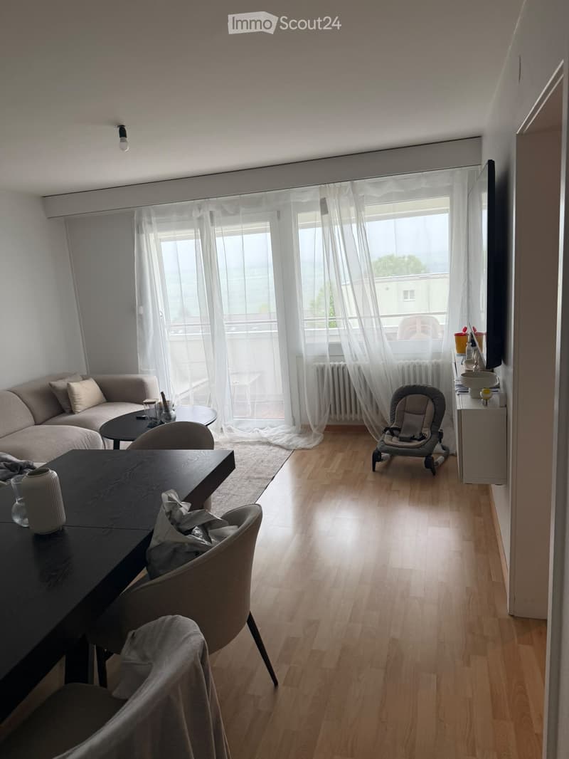 Appartement 3,5 pièces 1191-/mois CC à Chézard St Martin (1)