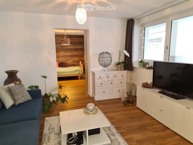 Langnau: Gemütlche ,moderne Single Wohnung (2)