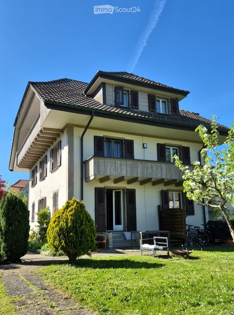 4,5 /5 Zimmerwohnung 1. Stock (1)