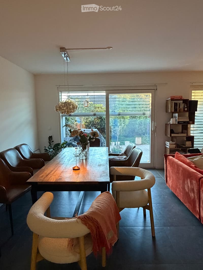À LOUER appartement avec jardin privatif et vue sur le lac (2)