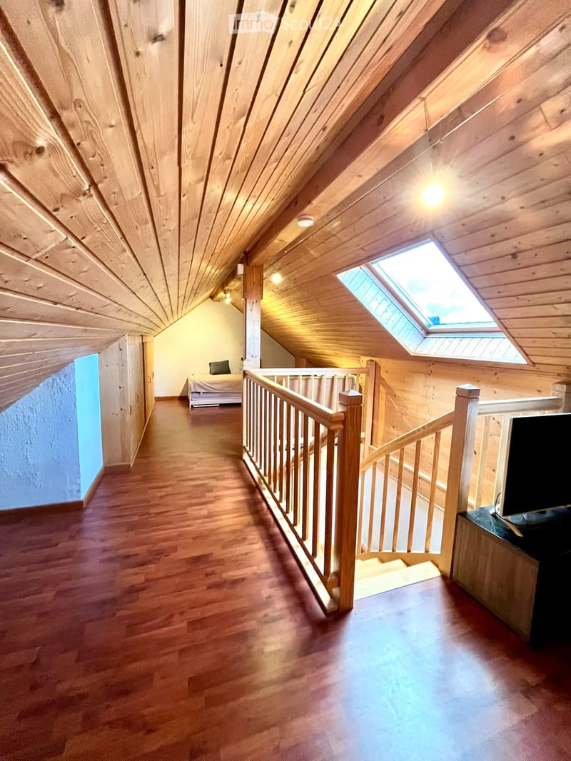 Reprise bail - Spacieux duplex 4.5 pièces de 140m² + combles (12)