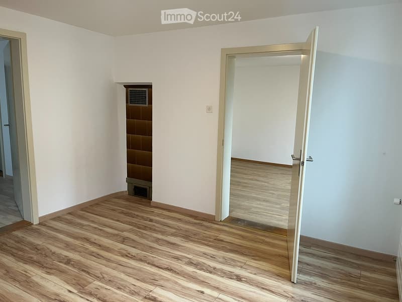 Viel Platz zum fairen Preis 3.5-Zi. mit 2 Dachzi. Sitzplatz (1)