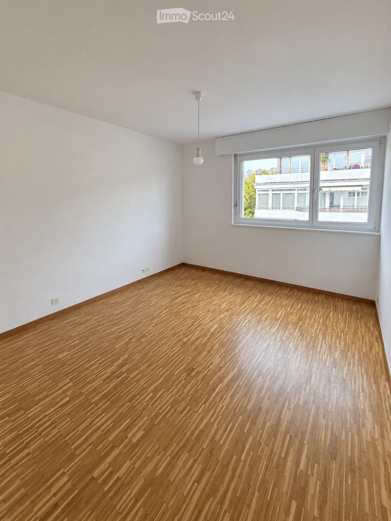 Sublime appartement rénové de 2.5 pièces  Sous-Gare (4)