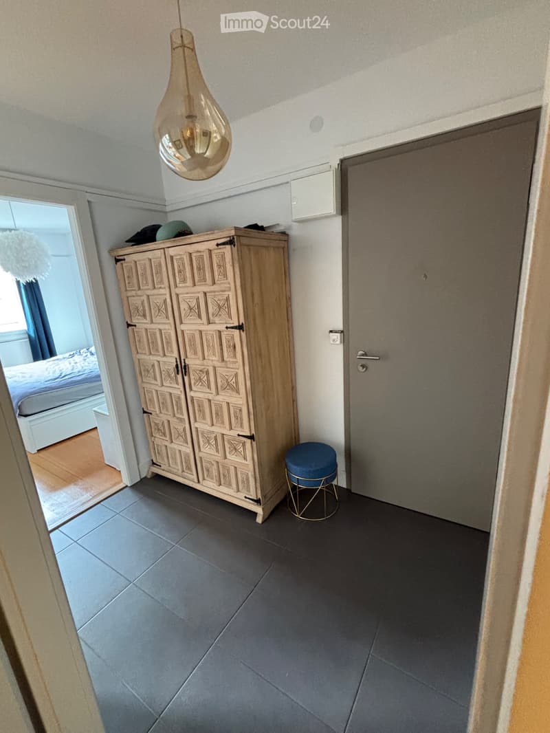 Appartement de 2,5 pièces avec balcon en vieille ville Vevey (6)