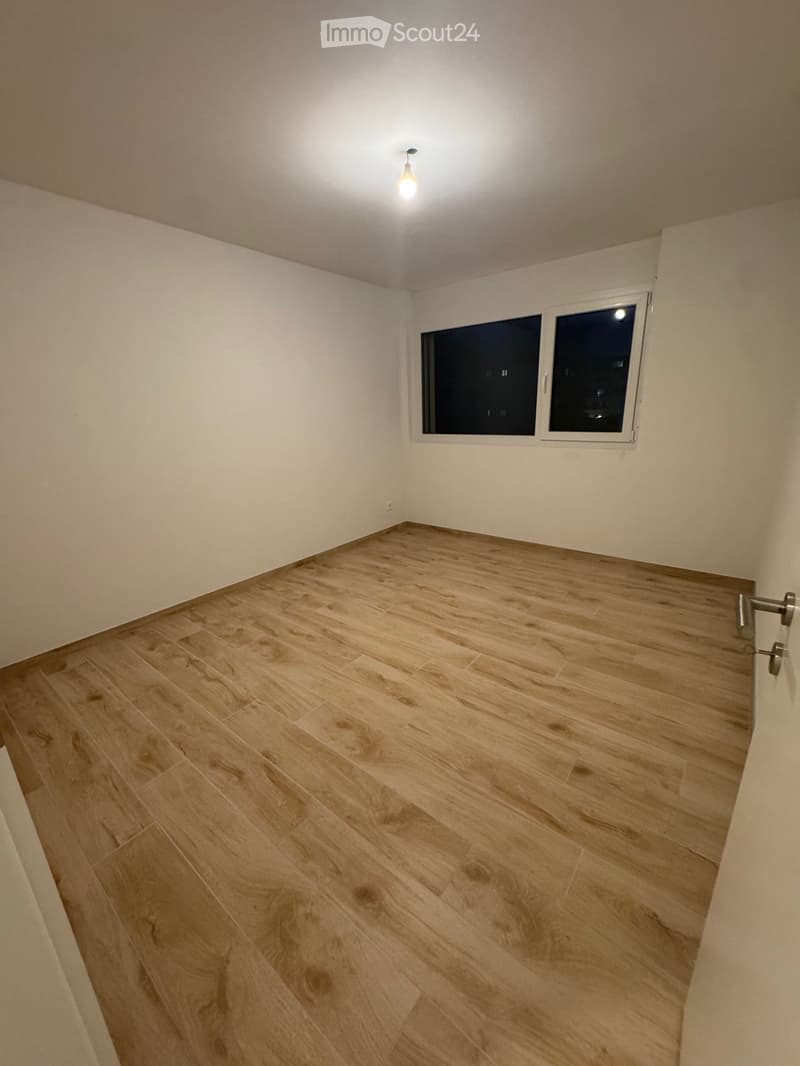À louer Bel appartement neuf de 2,5 pièces à Yverdon (4)
