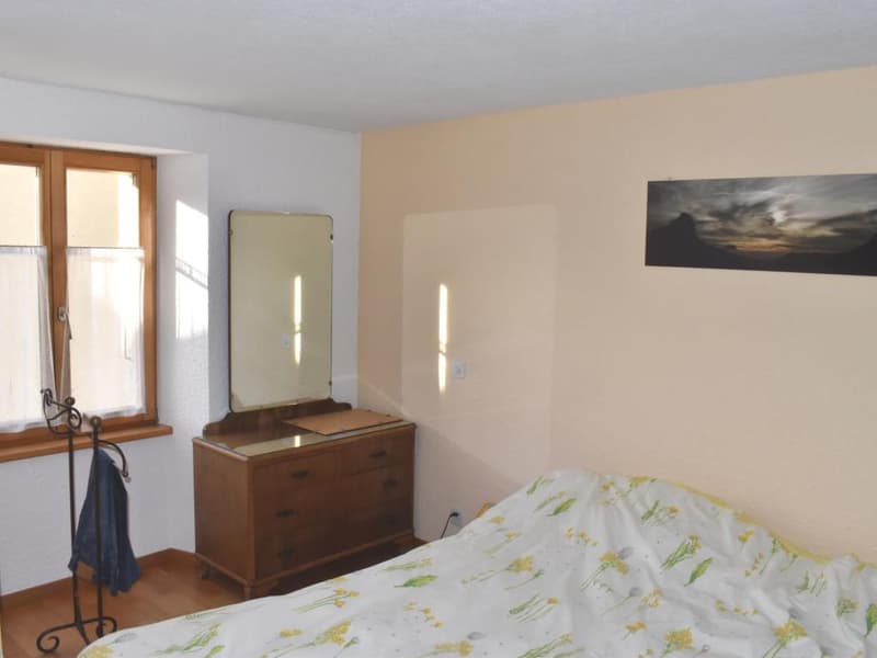 Collonges: Appartamento 2,5 Locali e Annessi (6)