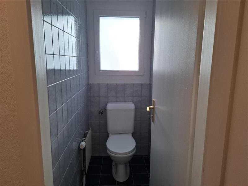 Wc invités