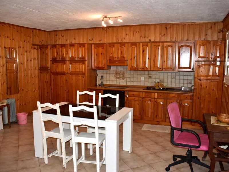 Monthey - Local for workshop, storage or cellar (5)