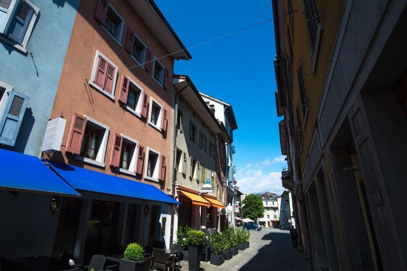 01613 - Studio 1 Raum - Rue du Bourg 4 - Monthey (1)