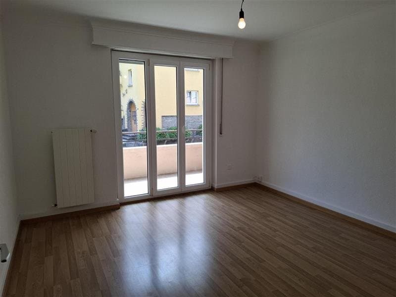 Salon avec balcon
