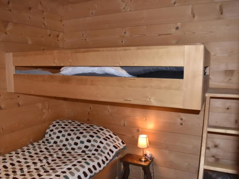 Champéry - Studio au centre du village entièrement rénové (7)