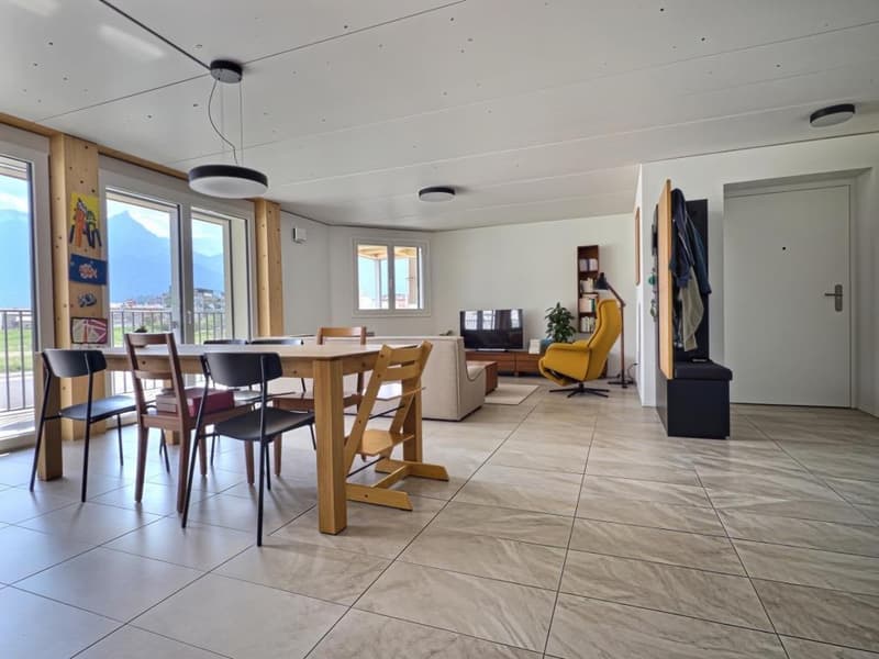 4½ pièces récent avec terrasse et jardin (2)