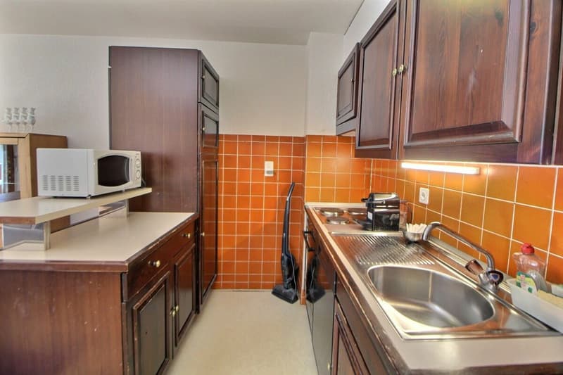 Rare opportunity in Crans-Montana central 2.5-room apartment (3)
