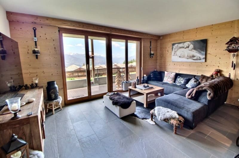 Duplex de 4.5 pièces avec vue exceptionnelle à deux pas du Golf Ballesteros (4)