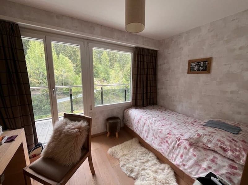 Appartement exclusif de 3.5 pièces avec vue panoramique, services hôteliers et proximité immédiate des pistes (5)