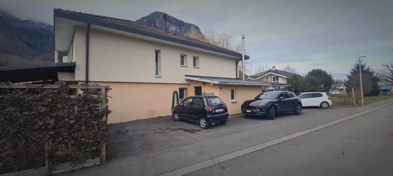 Vue des 5 places de parc