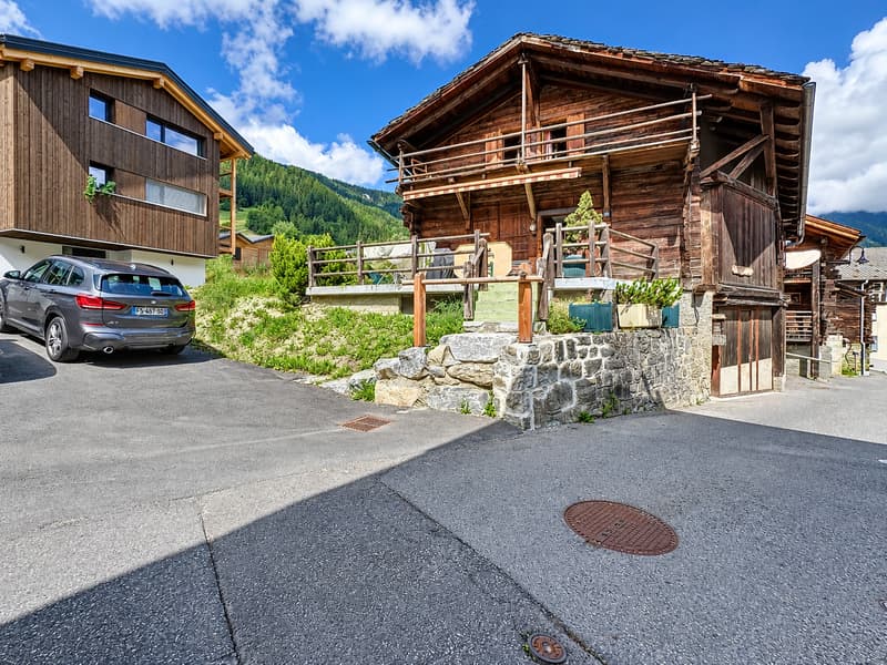 Chalet individuel 3 chambres à Bruson avec garage et carnotzet (1)