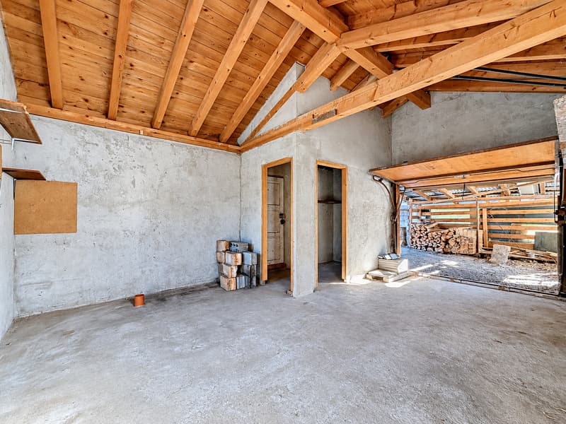 Certains achètent une maison. D'autres achètent un projet (21)