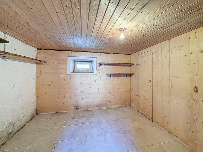 Certains achètent une maison. D'autres achètent un projet (8)