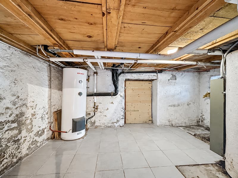 Certains achètent une maison. D'autres achètent un projet (16)