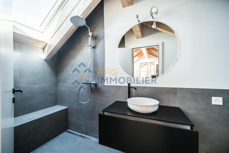 Adjoining villa with 4.5 rooms in Réchy (10)