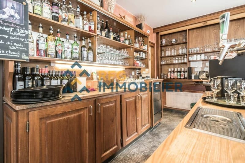 Restaurant 487.85 m2 in Sembrancher (16)